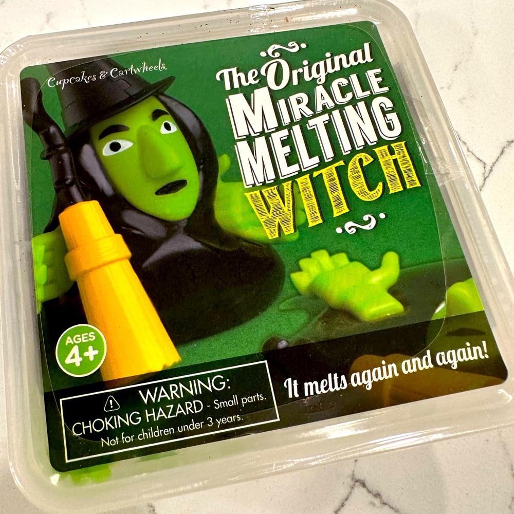 NWT Cupcakes and Cartwheels Original Miracle Melting Witch